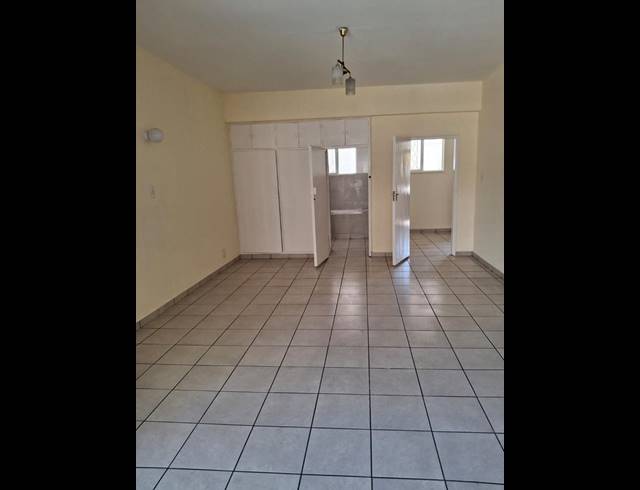 2 BEDROOM PROPERTY TO RENT IN ARCADIA